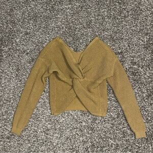 Moon & Madison yellow cropped sweater